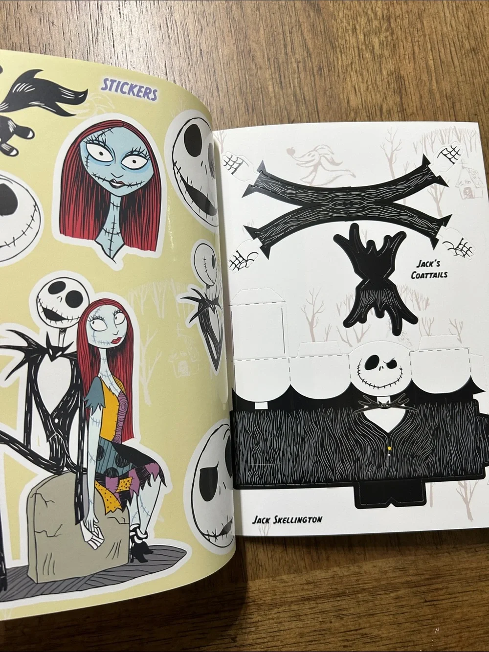 Disney Tim Burton’s The Nightmare Before Christmas Make Your Own 3D Figures (x2)